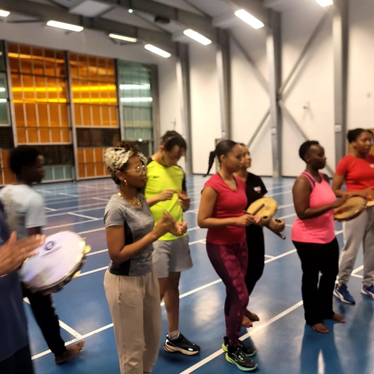 Au rythme de la capoeira — Savate Boxing 971